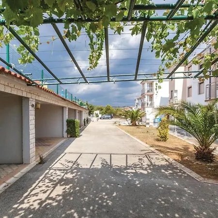 One-bedroom In Okrug Gornji * Trogir